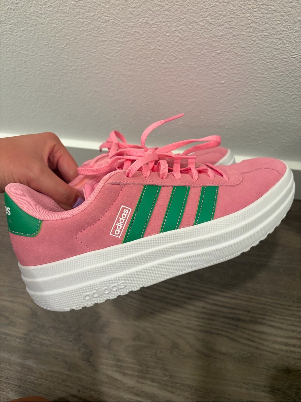 adidas VL COURT BOLD Women’s Pink Suede Platform Sneakers